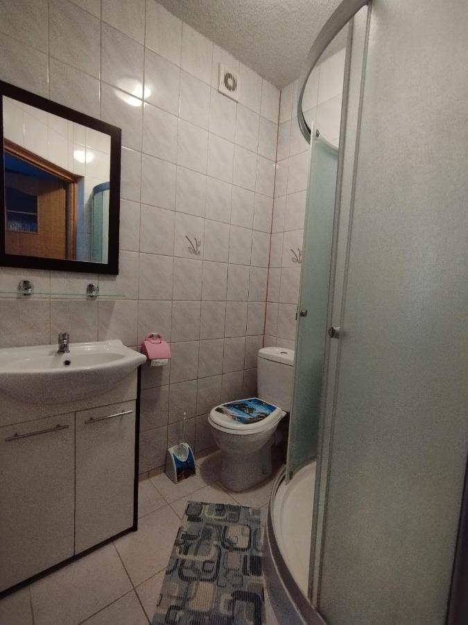 Dom Wczasowy 250M Od Morza Jarosławiec Buitenkant foto